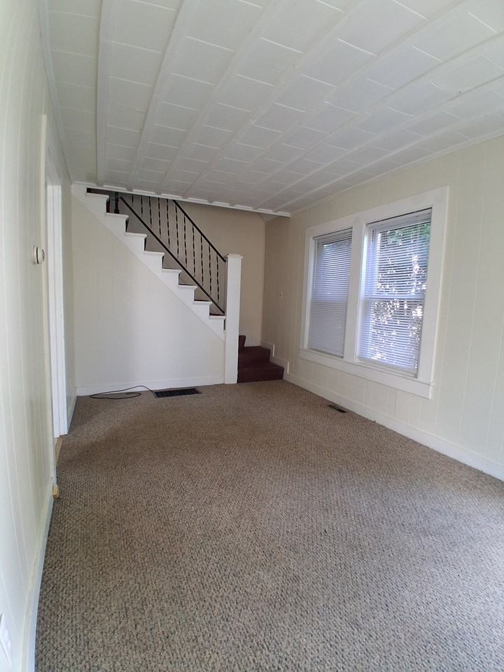 5 Ruggles Ct #5 - Photo 2 of 11
