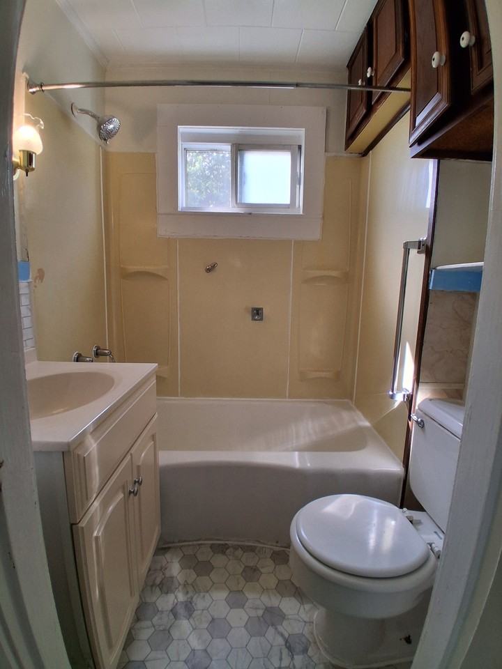 5 Ruggles Ct #5 - Photo 5 of 11