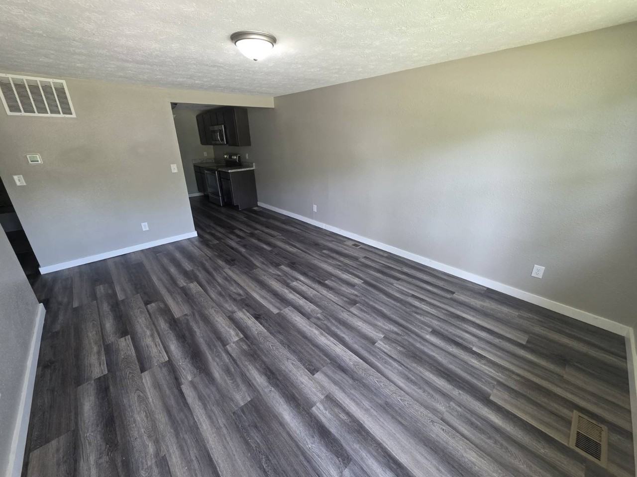 1170 Leota Dr #1 - Photo 2 of 7