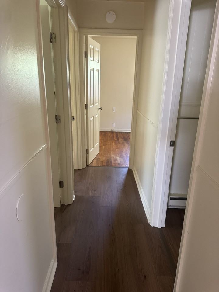 507 Overbrook Dr #1 - Photo 5 of 10
