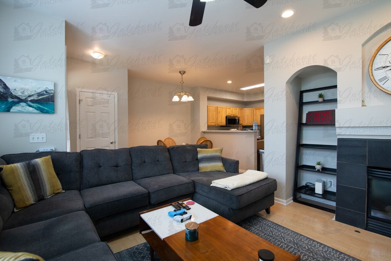 5555 E Briarwood Ave #1 - Photo 4 of 50