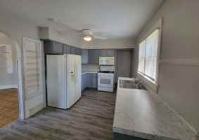 featured image of 511 S Frederick Ave #1