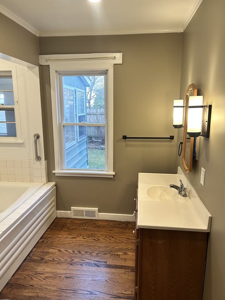 74 Matthews St #1 - Photo 2 of 21