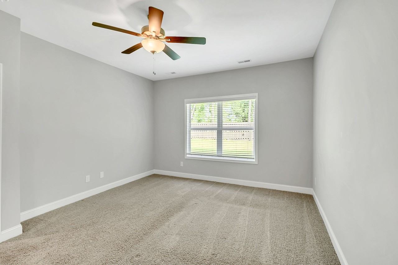 147 Ivy Vine Dr #1 - Photo 5 of 8
