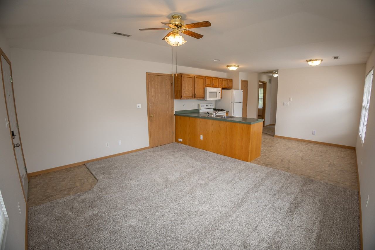 127 Ventura Ave #A - Photo 4 of 23