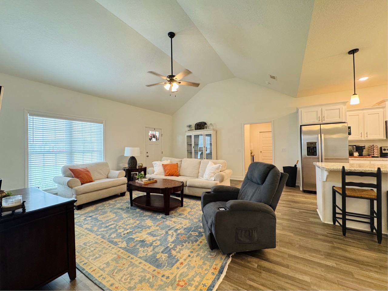 218 Portland Pl #1 - Photo 4 of 17