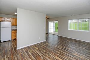 featured image of 2502 Georgetowne Dr Nw #2502