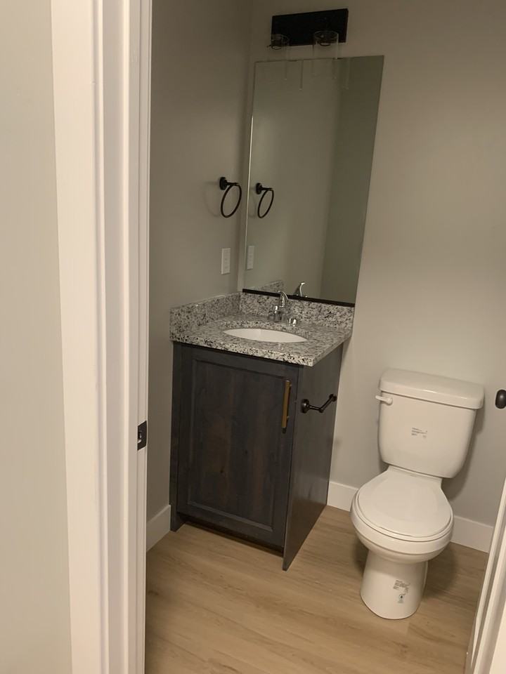435 N 800 W - B - 104 #104 - Photo 3 of 10