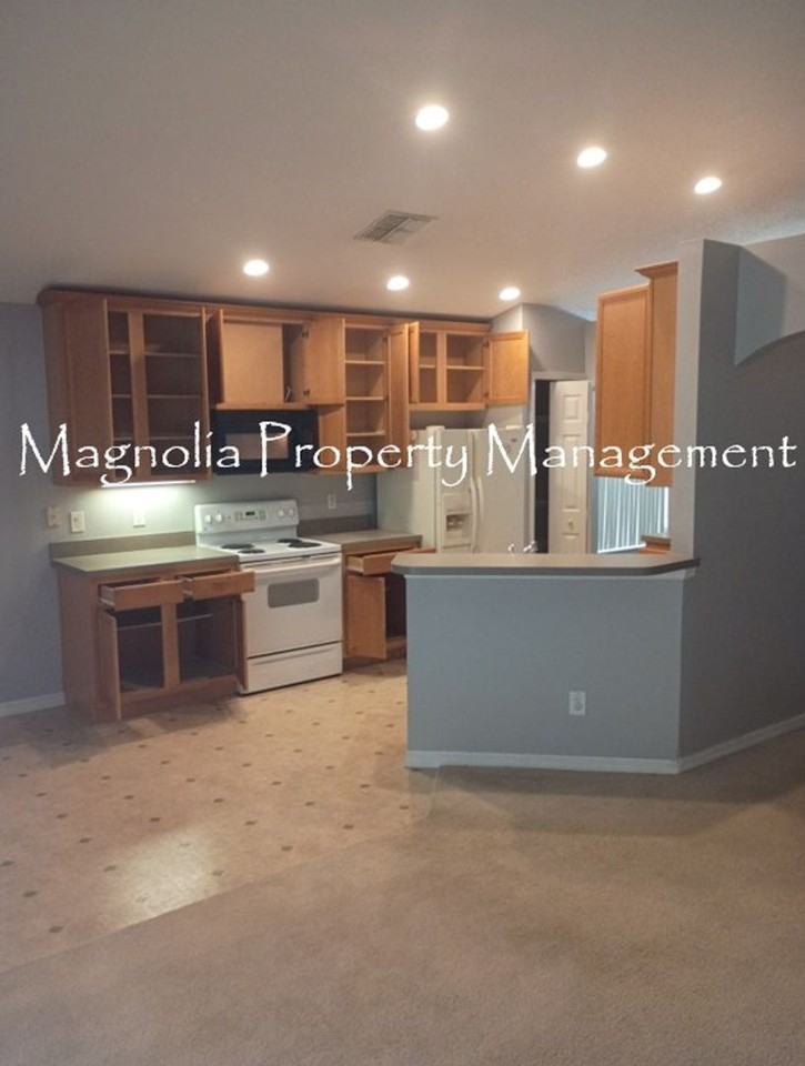 254 Hunt St - Photo 4 of 12