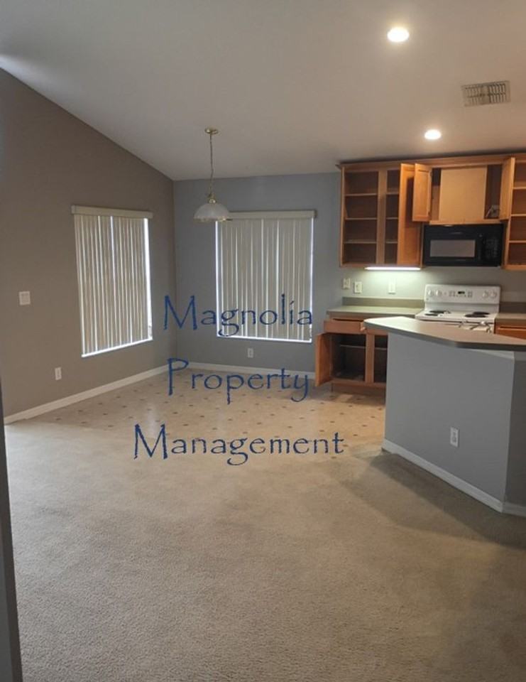 254 Hunt St - Photo 5 of 12