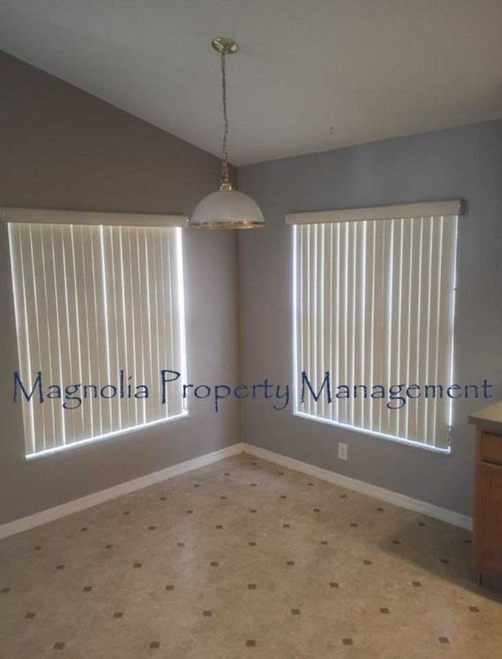 254 Hunt St - Photo 6 of 12