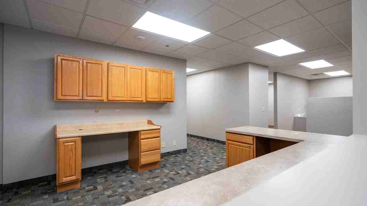3327 W Capital Ave #05 - Photo 4 of 50