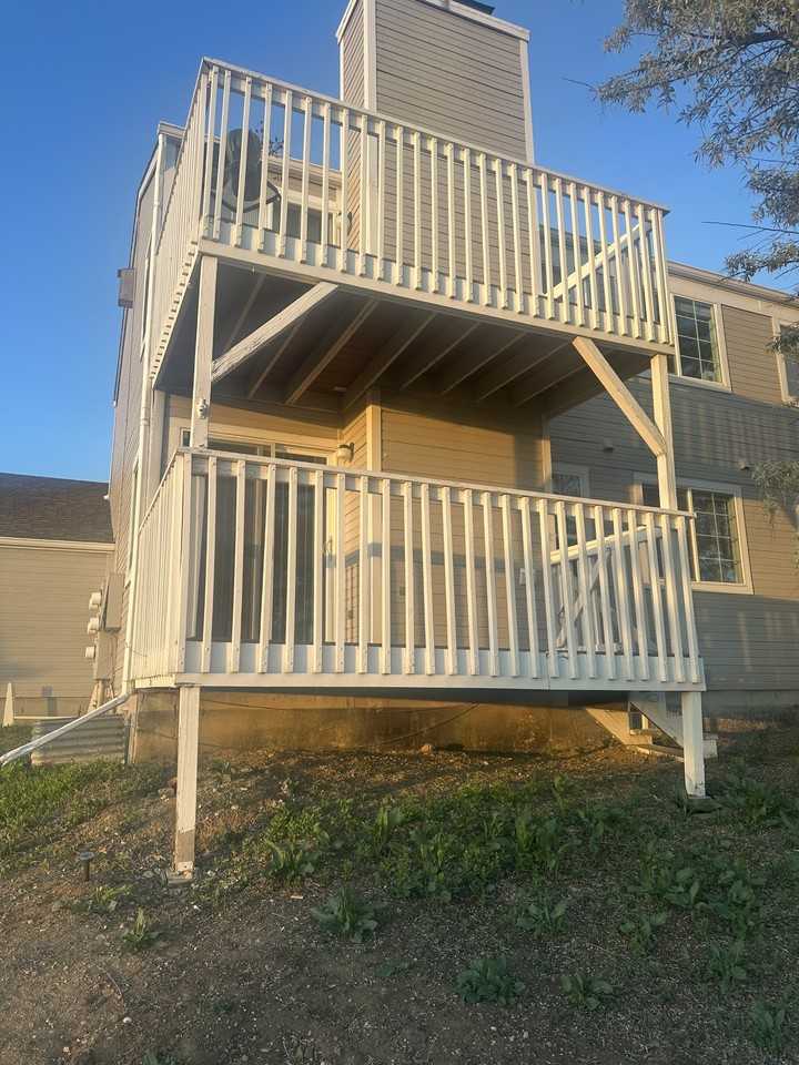 2141 Sunridge Cir #1 - Photo 3 of 39