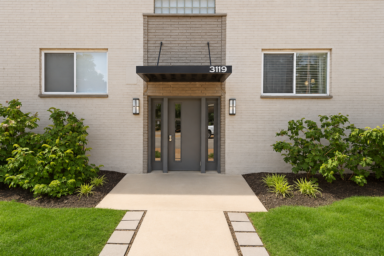 3119 Morganford - Photo 3 of 9