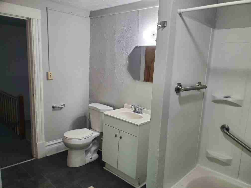 616 W 5th St #1 - Photo 6 of 12