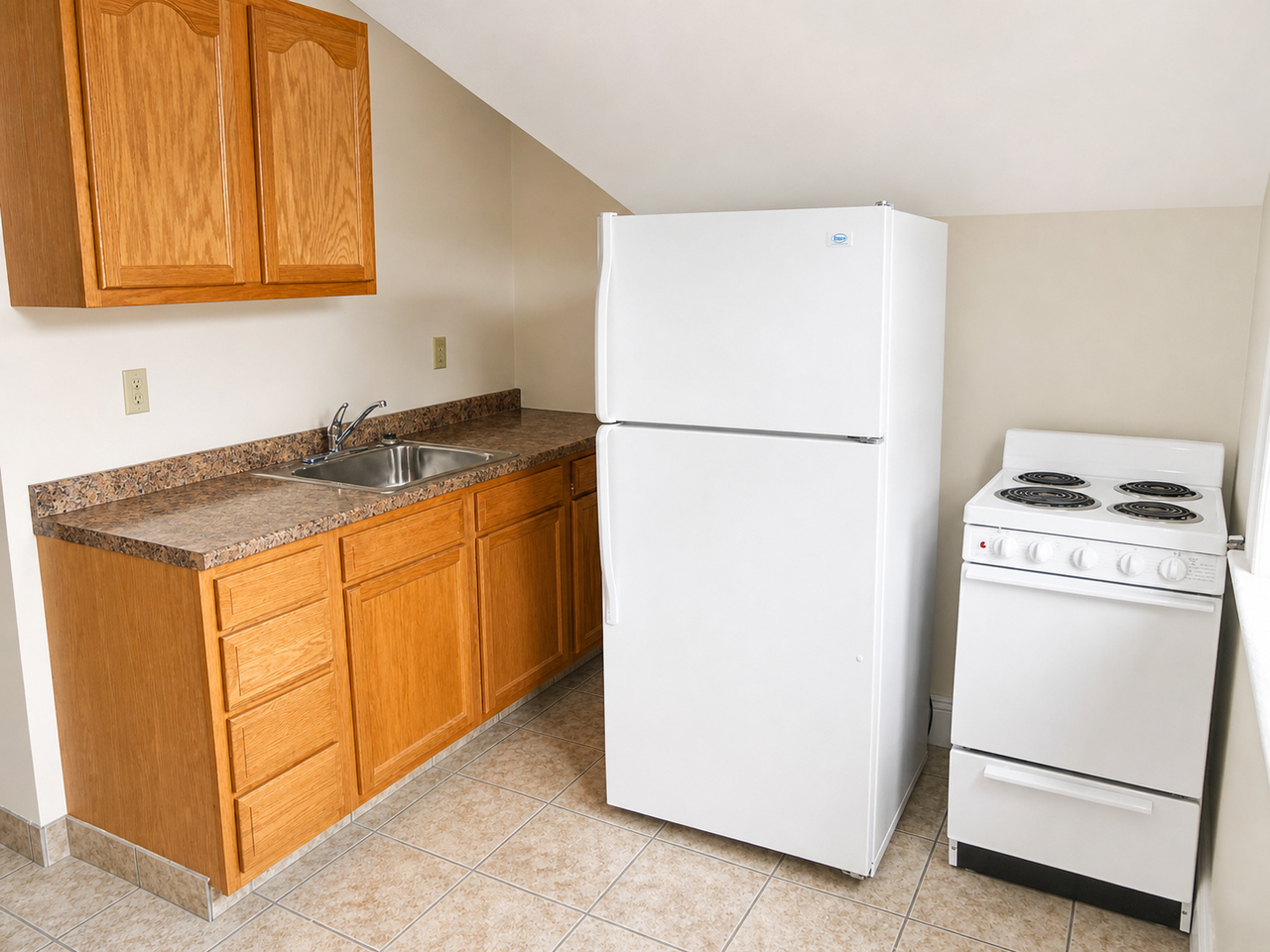 308 NORTH NEVILLE STREETAPT 7 #7 - Photo 5 of 10