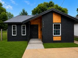 featured image of 2499 Calvert Ave #1