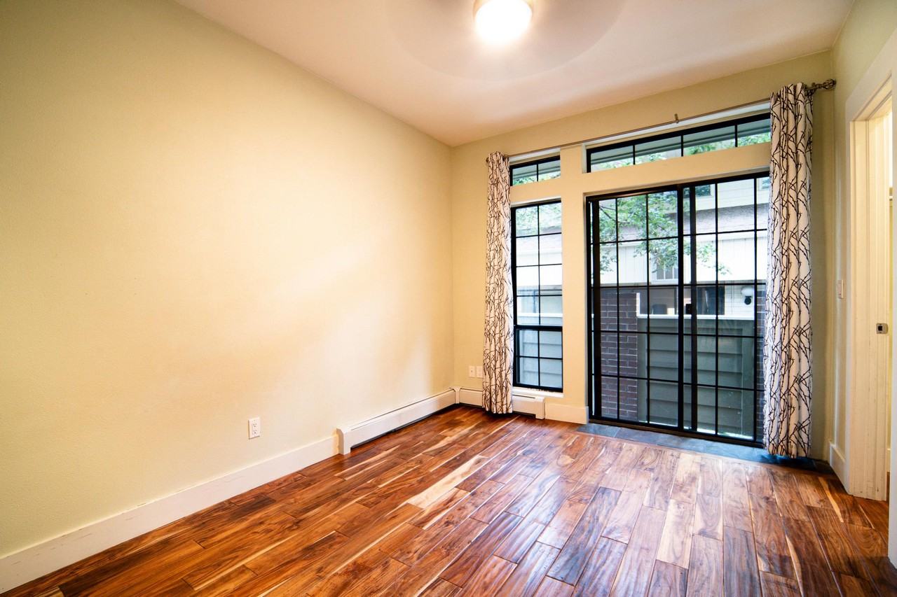 3487 28th Street - Condo/Townhome - Photo 3 of 27