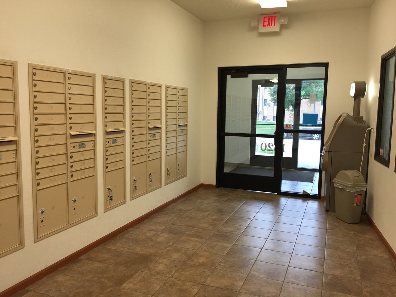Dakota Creek Apartments - Photo 5 of 38