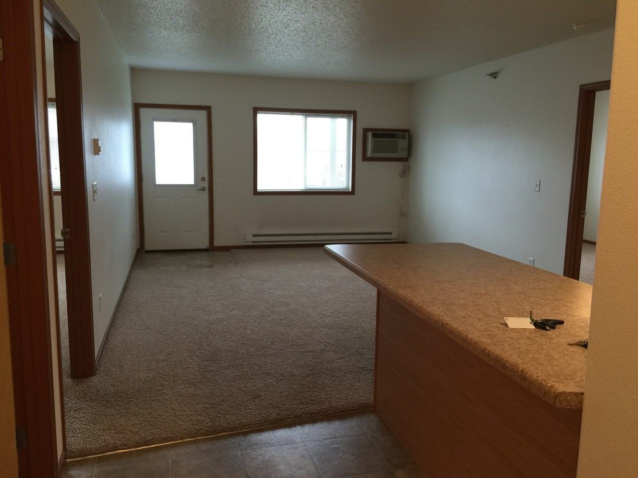 Dakota Creek Apartments - Photo 7 of 38