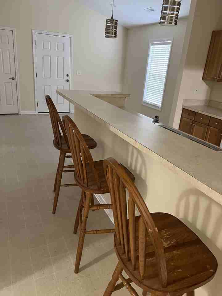 1823 Kenneth St #1 - Photo 4 of 17