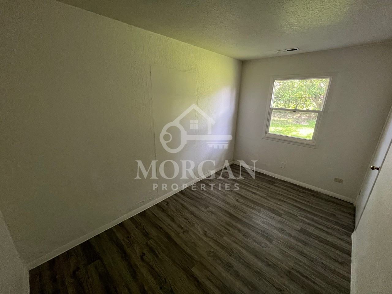 2705 Horton Dr - Photo 5 of 7