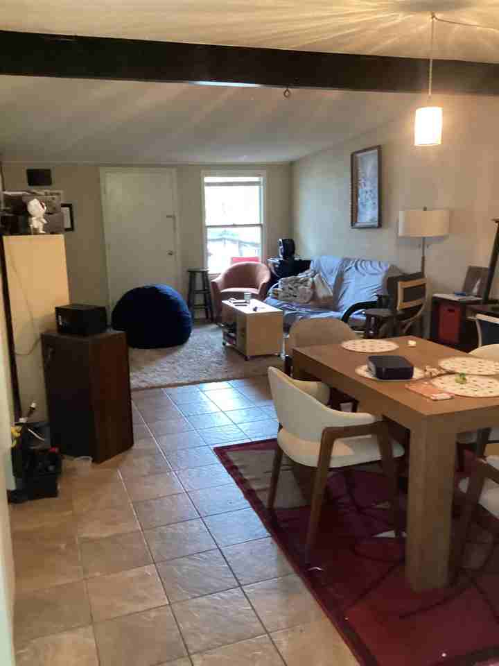 1310 Valley Ln - Photo 2 of 8