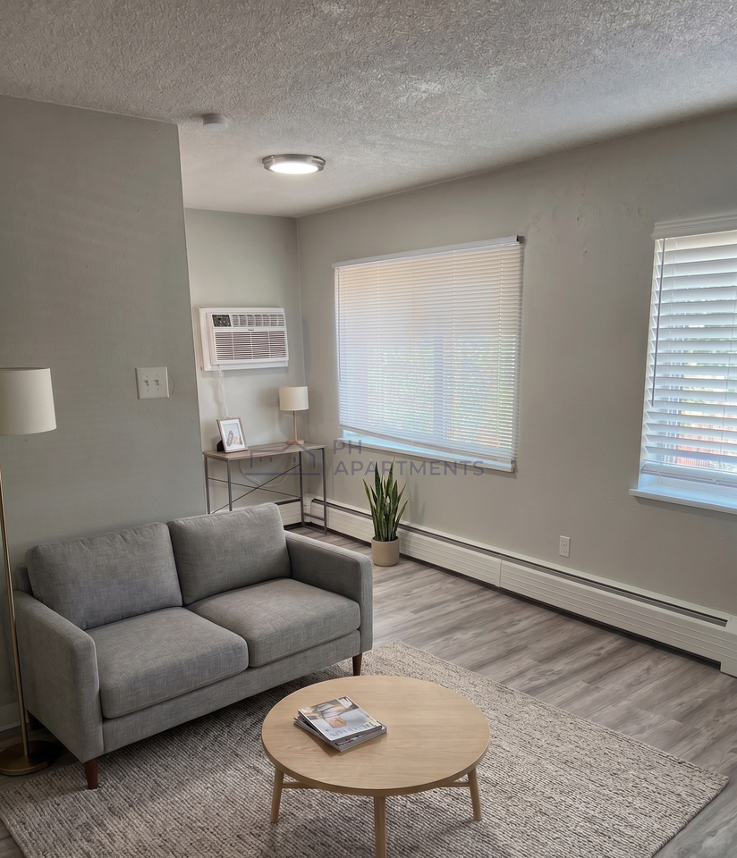 1360 North Moline StreetUnit 103 #1360-103 - Photo 4 of 15