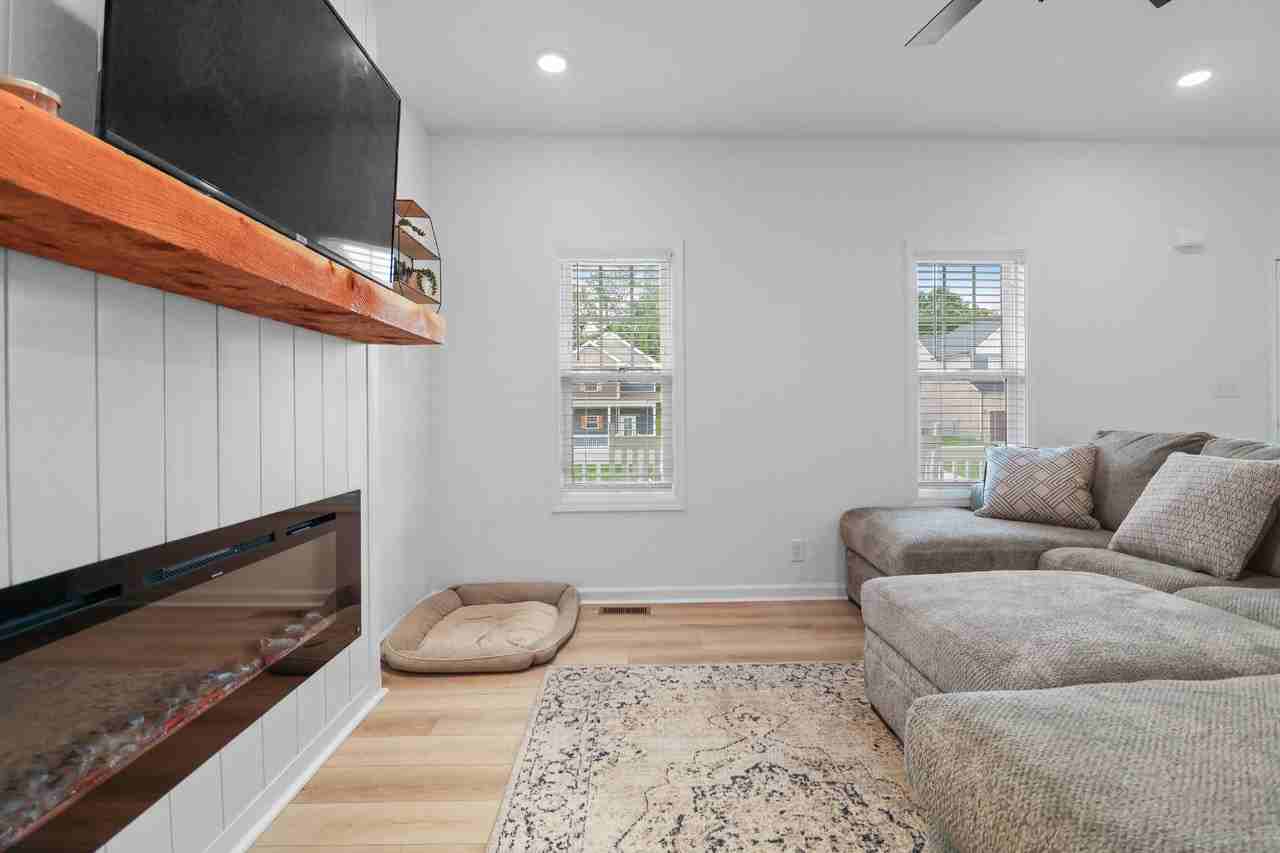 1150 Tybee Dr #1 - Photo 7 of 32