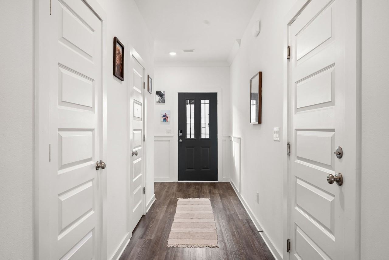 5899 Tyndall Pl #1 - Photo 3 of 19