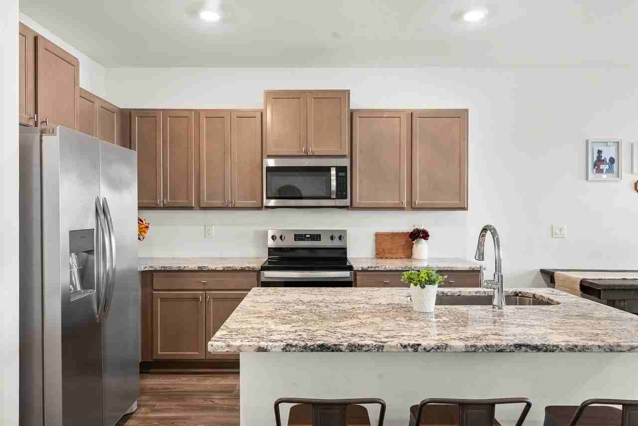 5899 Tyndall Pl #1 - Photo 6 of 19