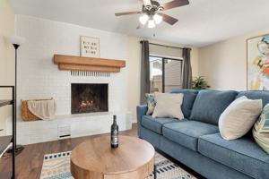 featured image of 6 Serendipity Ln #6