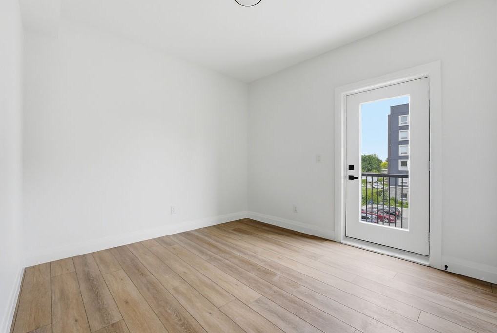 133 Laird Ave #1 - Photo 6 of 16
