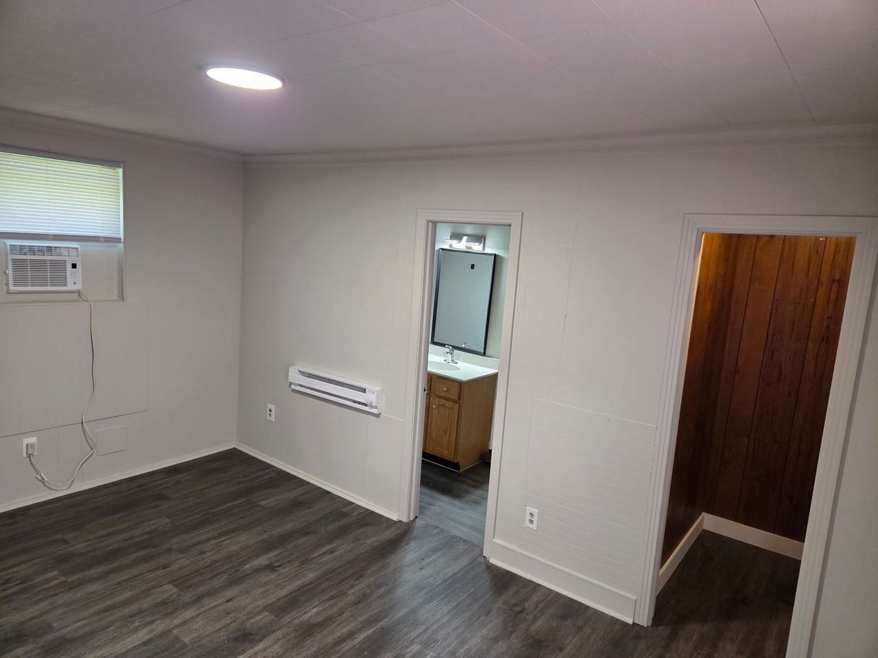 Shady Oak Apartments - Photo 2 of 11