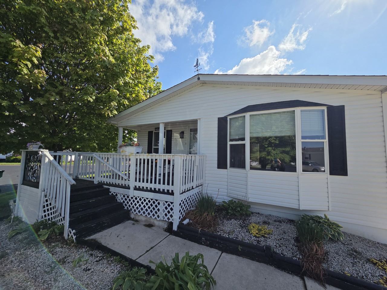 649A Bluebird Cir #649A - Photo 4 of 28