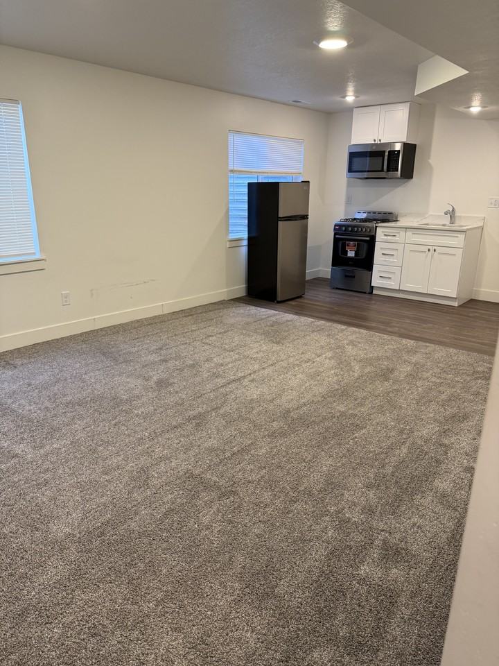 728 N 160 E #1 - Photo 2 of 3