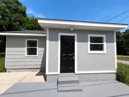 featured image of 401 Carver Dr #1