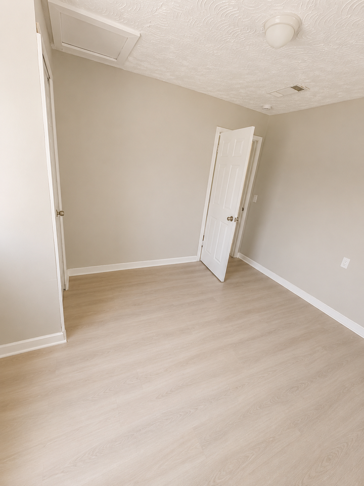 401 Carver Dr #1 - Photo 6 of 19