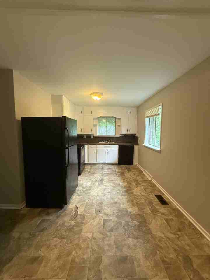 625 Lisa Ln #1 - Photo 2 of 8
