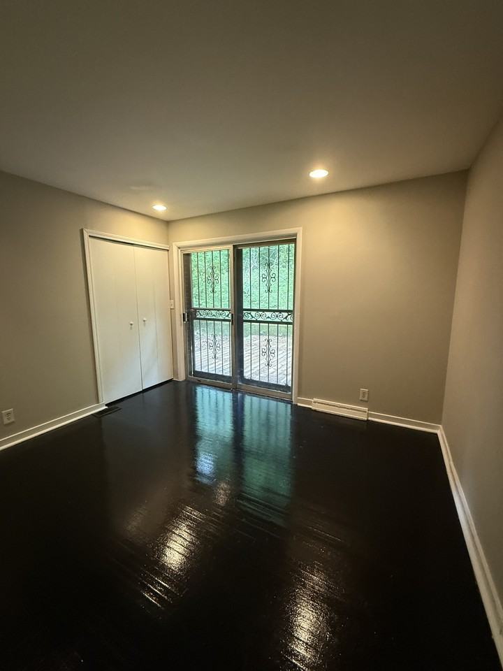 625 Lisa Ln #1 - Photo 5 of 8