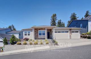 931 Nw Magnolia St - Photo 1 of 1