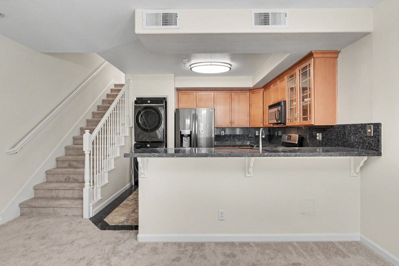 808 Lenzen Avenue - 107Unit 107 #107 - Photo 4 of 40