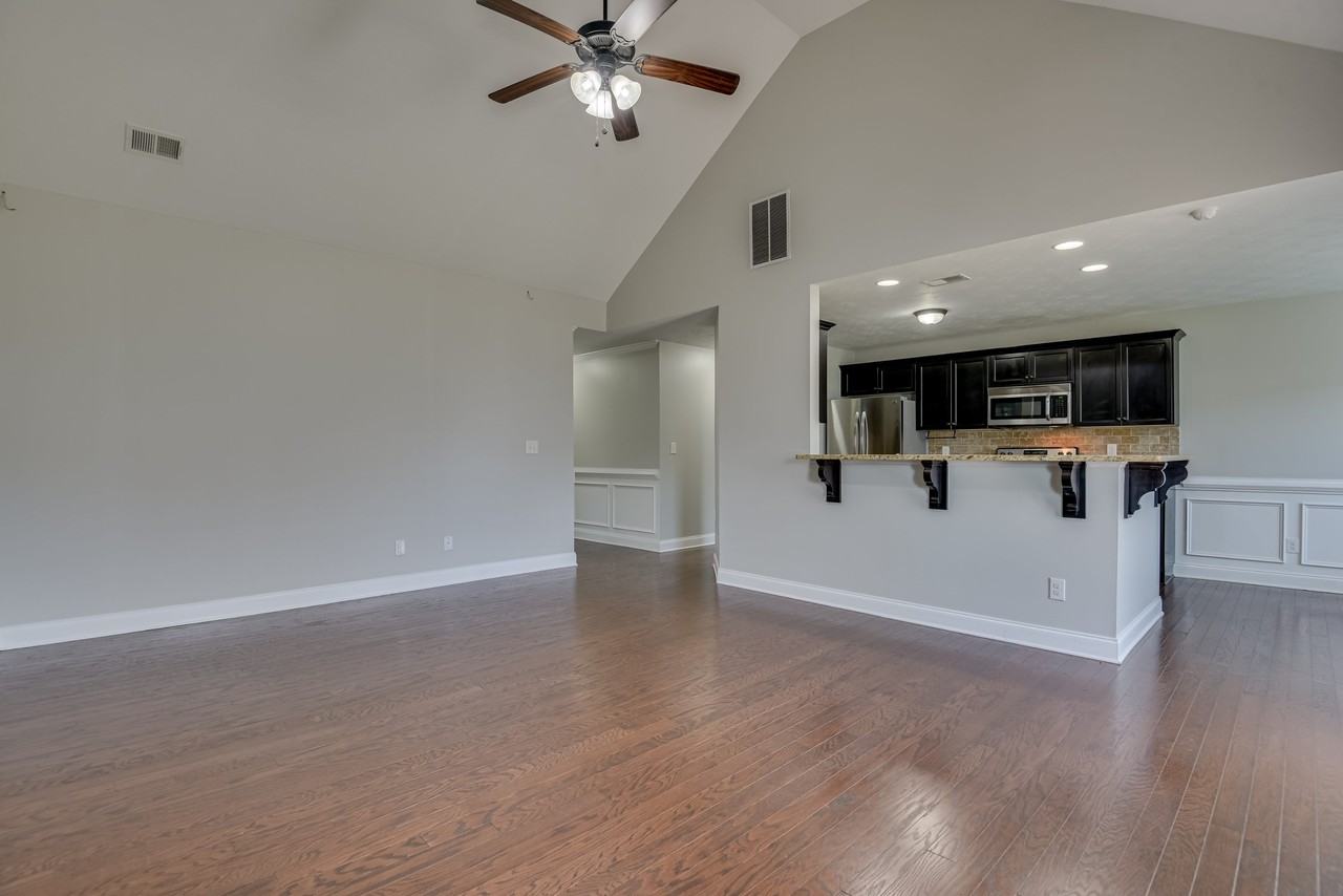 1721 Dunmore Ave #1 - Photo 6 of 21