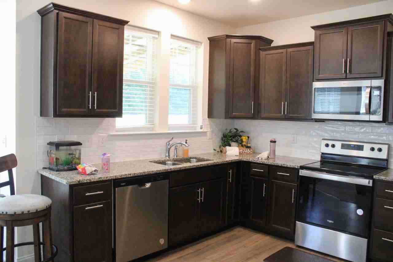 1229 Weavers Trace Dr - Photo 3 of 22