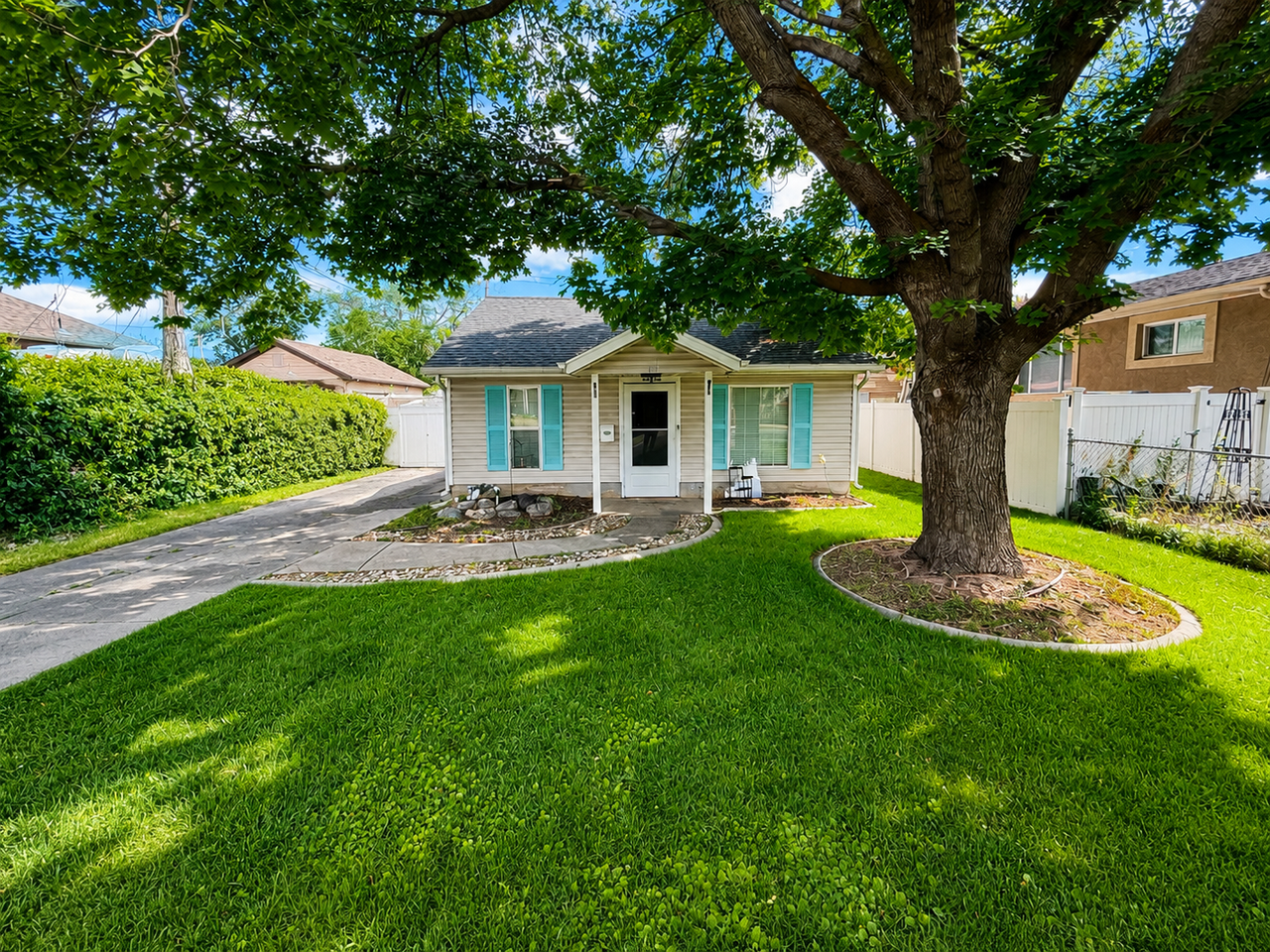 281 W Wasatch St - Photo 2 of 12
