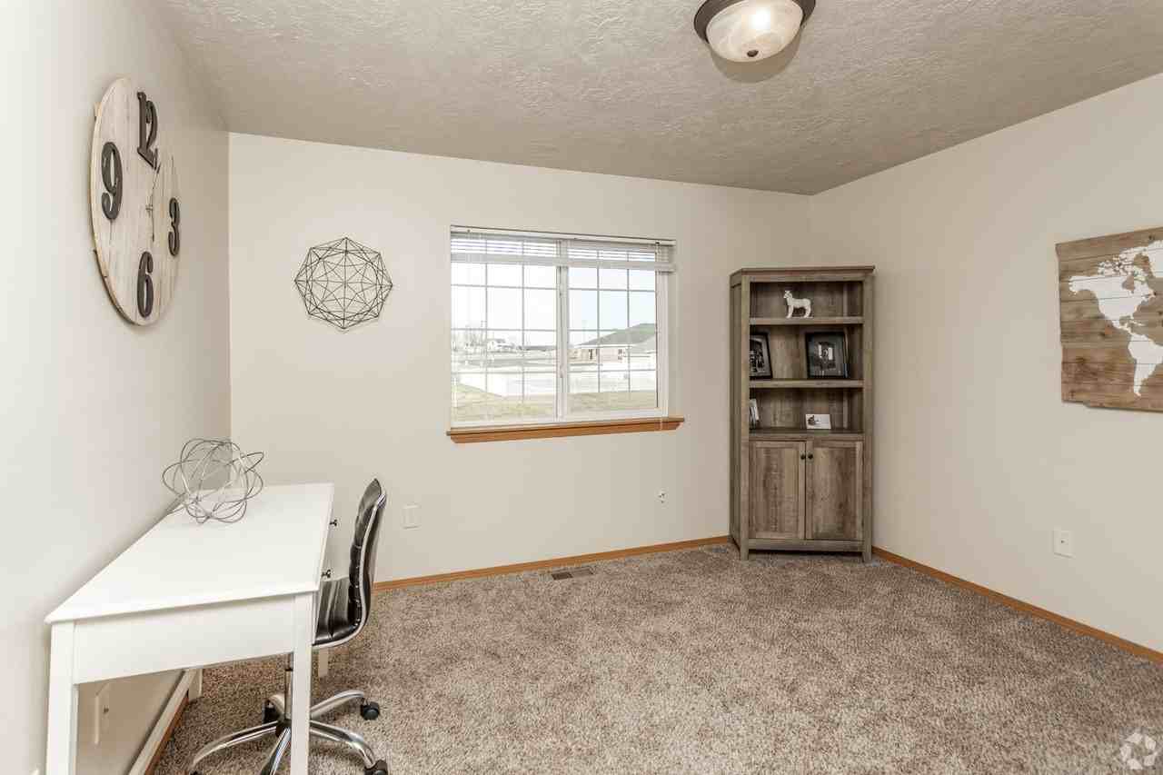 Prairies Edge Townhomes - Photo 6 of 11