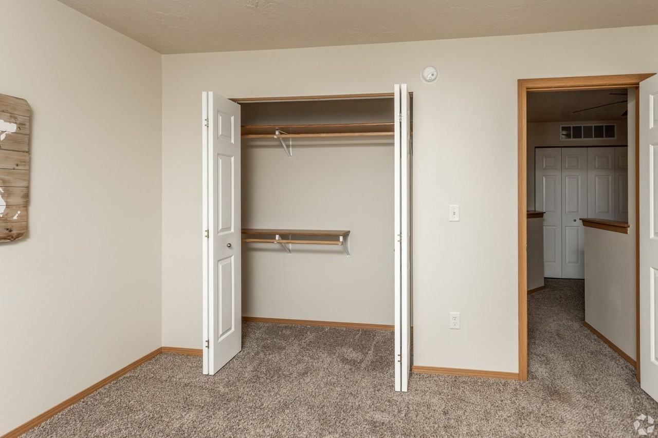 Prairies Edge Townhomes - Photo 7 of 11