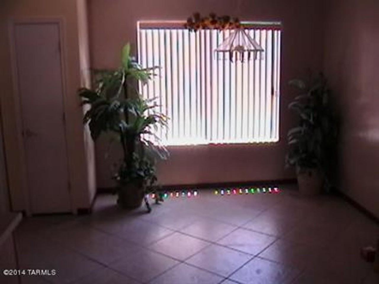 4654 S Valley Rd - Photo 2 of 7