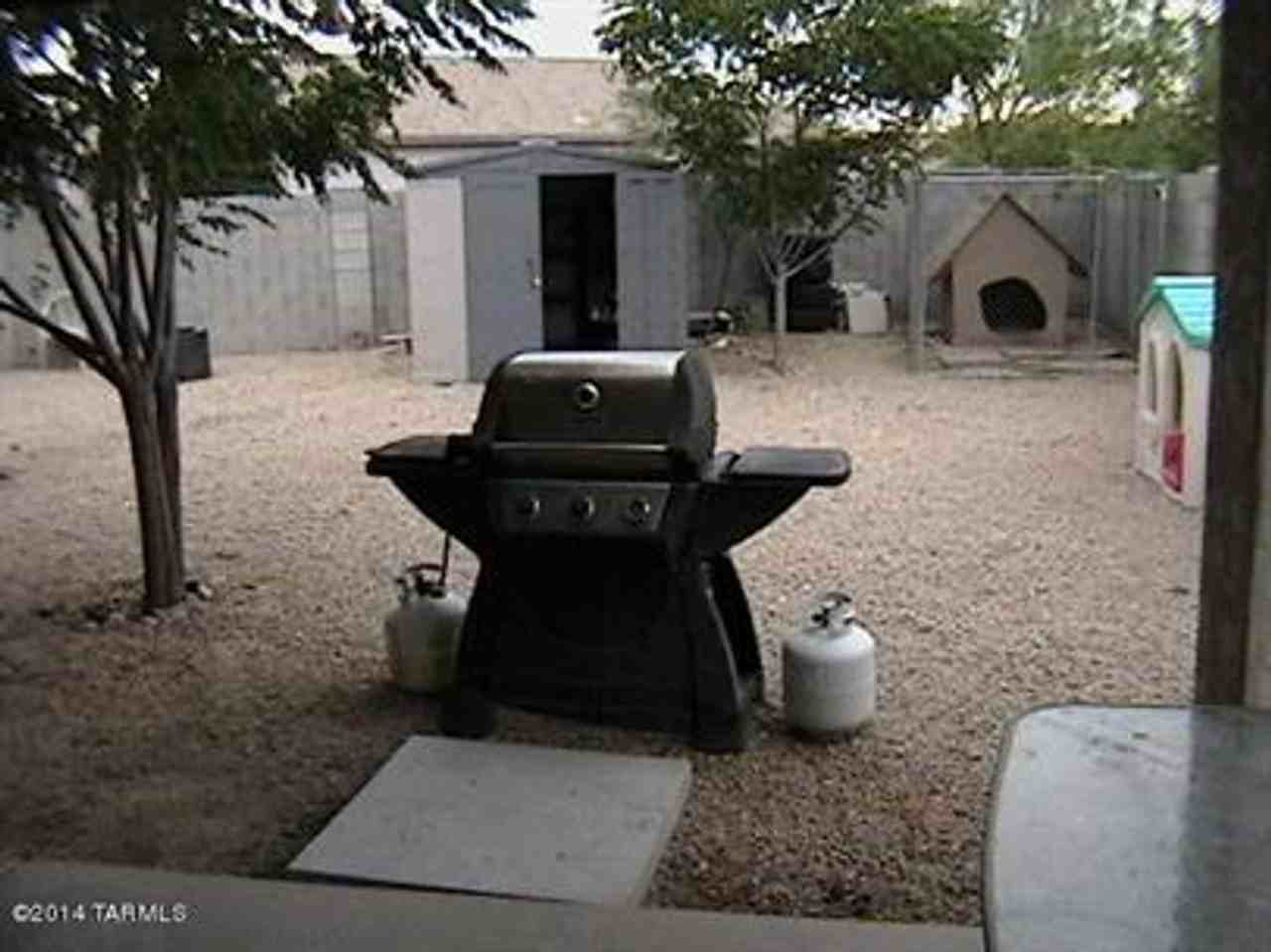 4654 S Valley Rd - Photo 5 of 7
