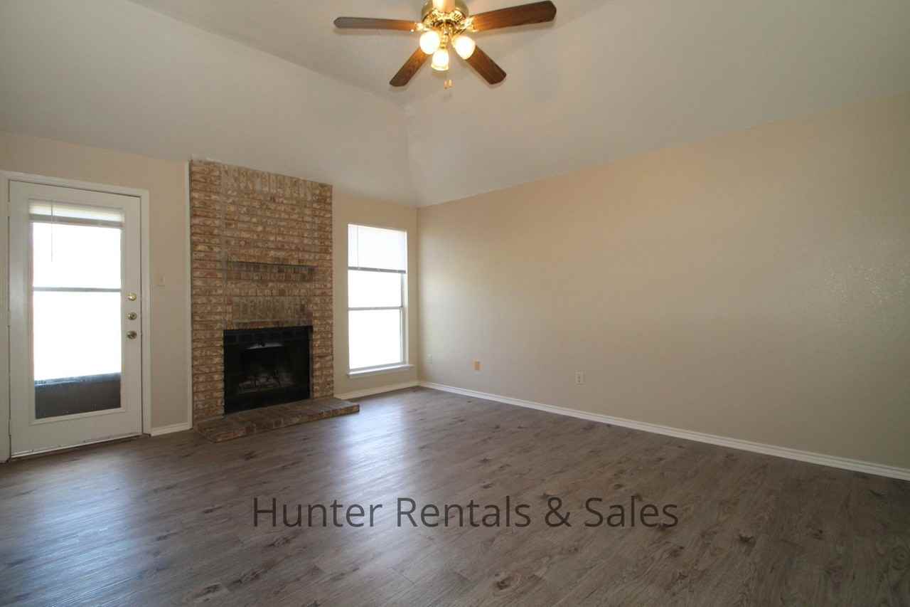 3801 Winchester Dr - Photo 6 of 23